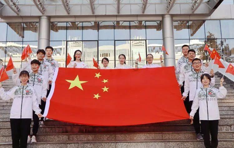 小猫钓鱼游戏龙王版有船
