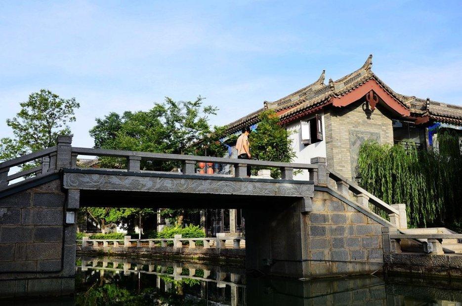 虫虫助手下载